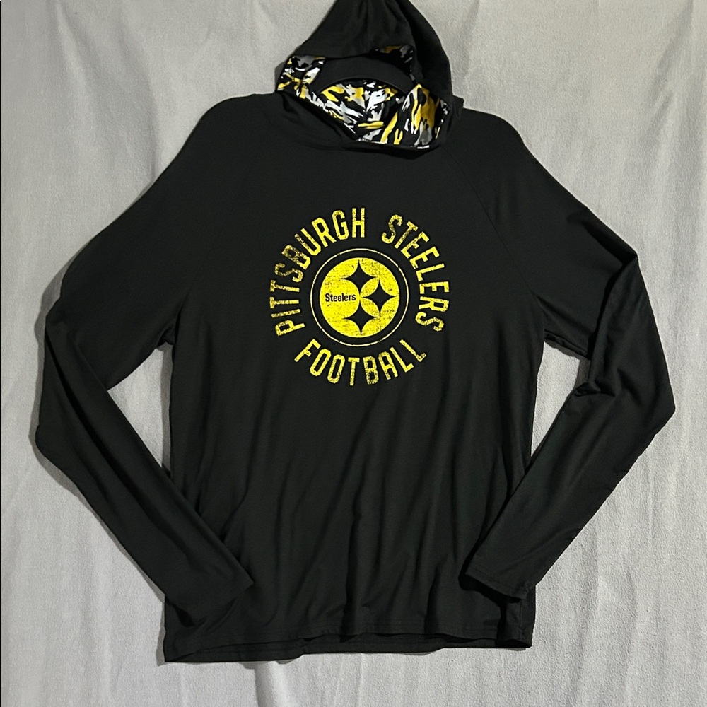 NFL Team apparel - Pittsburgh Steelers Black Hoodie - Medium